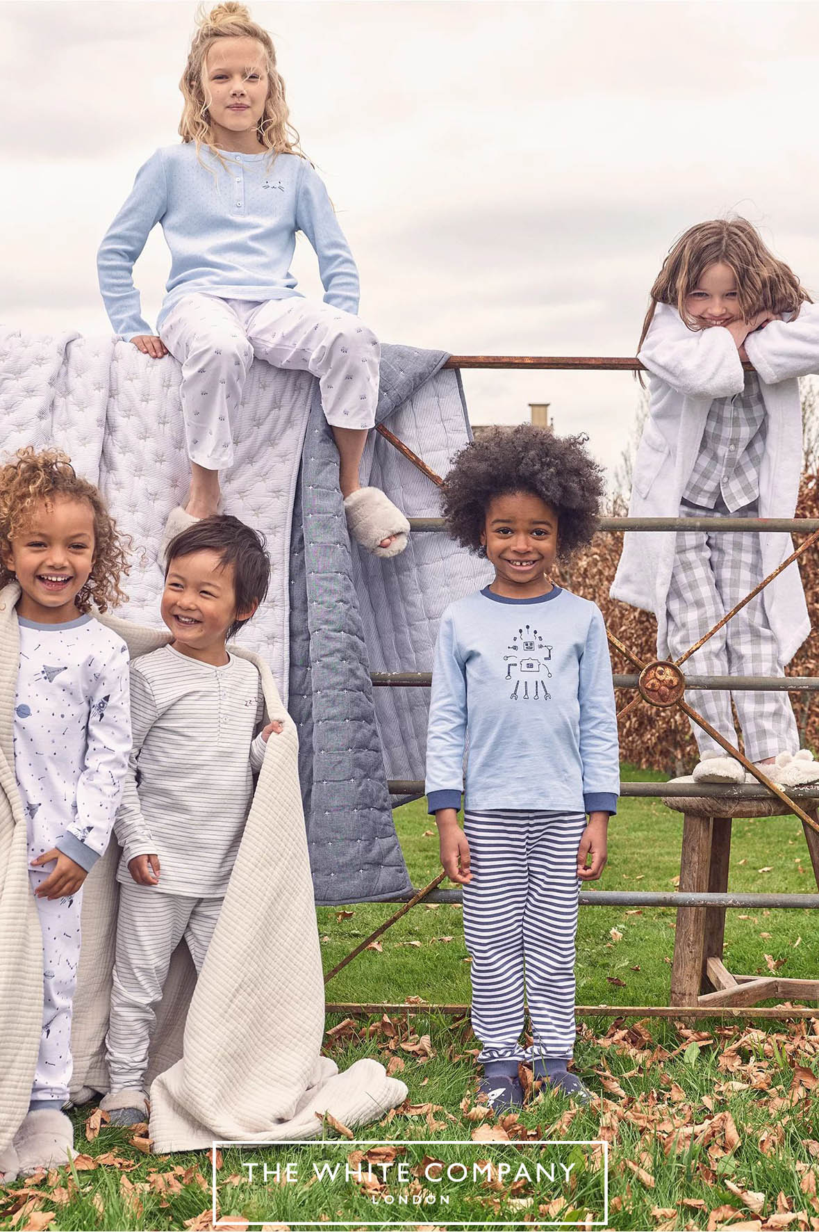 Jessica, Oscar & Amber for The White Company – Bruce and Brown